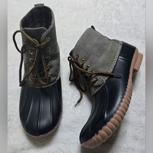 Henry Ferrara Mission 200 Winter Boots Size 9 Faux Leather Plaid Cushion Shoes